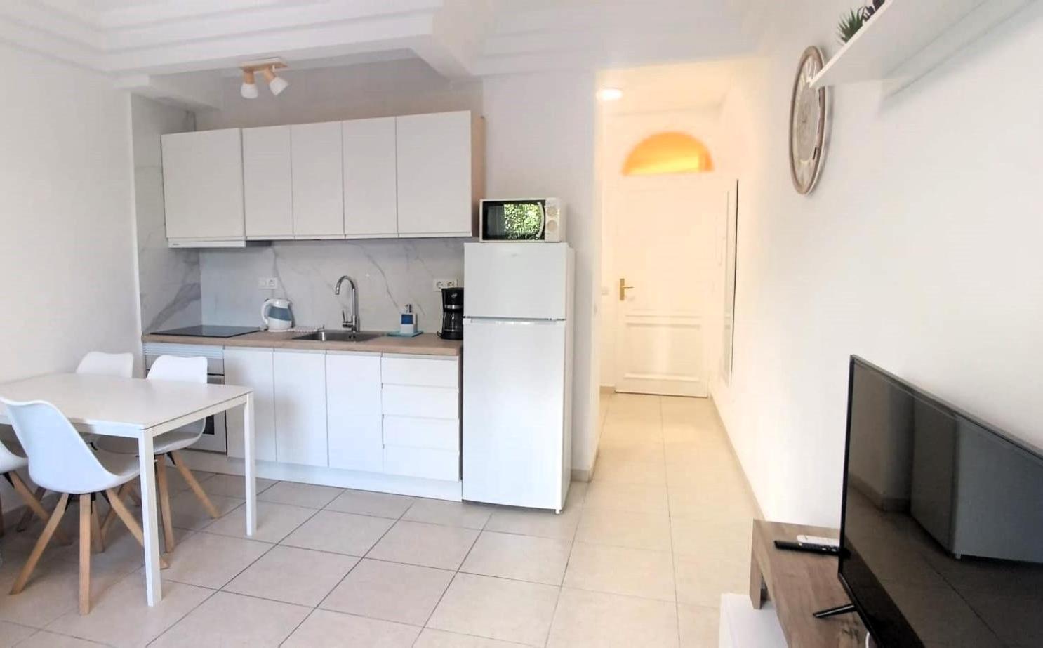 Newly Renovated Modern Apartment In Orlando Complex, Costa Adeje エクステリア 写真